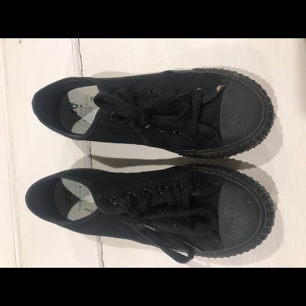 PF Flyers- Black, Low